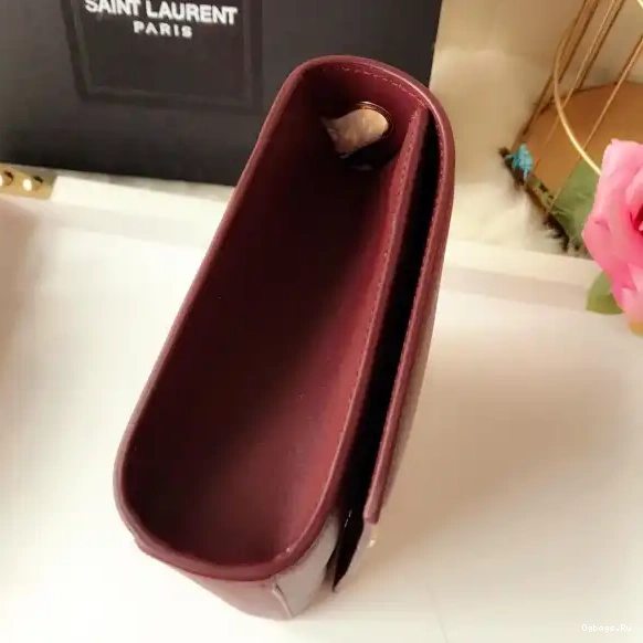 MEDIUM YSL KATE 0626